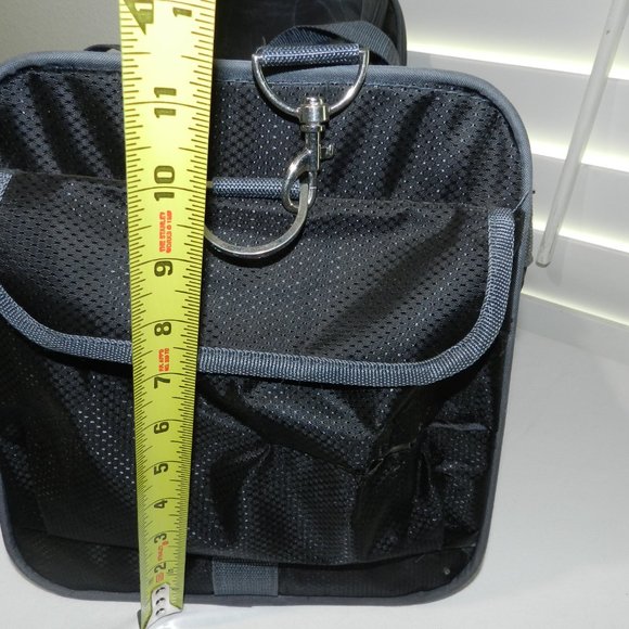 Good 2 Go travel/airline pet carrier with hand & shoulder straps, outer pockets - Picture 7 of 10